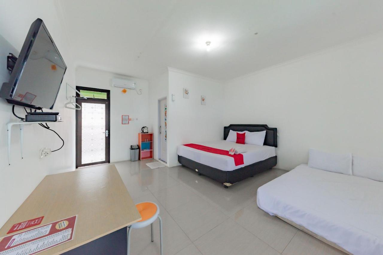 Reddoorz Resort Syariah @ Jaya Tirta Abadi Purwakarta Exteriör bild