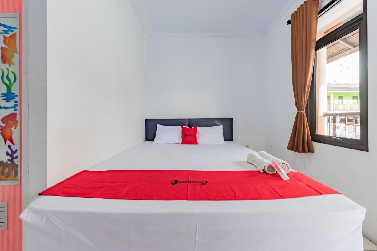 Reddoorz Resort Syariah @ Jaya Tirta Abadi Purwakarta Exteriör bild