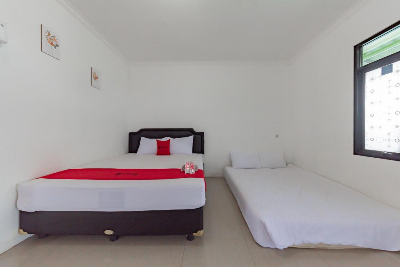 Reddoorz Resort Syariah @ Jaya Tirta Abadi Purwakarta Exteriör bild
