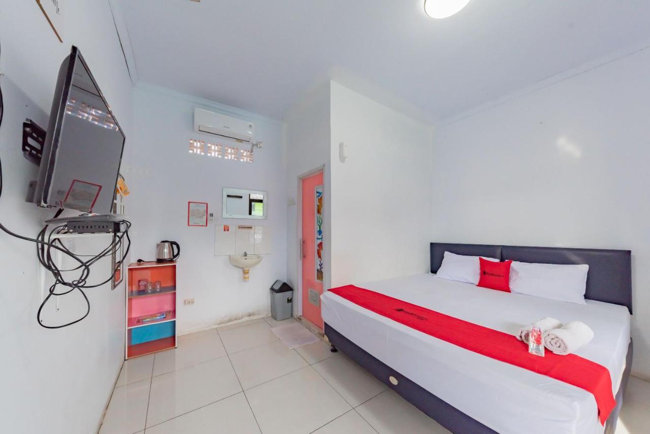 Reddoorz Resort Syariah @ Jaya Tirta Abadi Purwakarta Exteriör bild