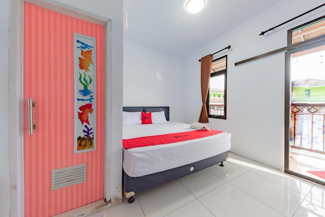 Reddoorz Resort Syariah @ Jaya Tirta Abadi Purwakarta Exteriör bild