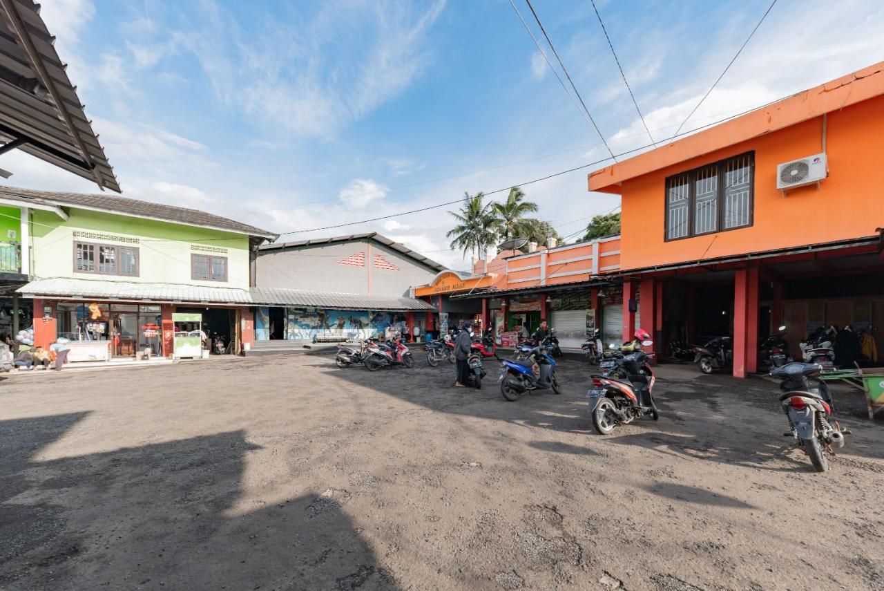Reddoorz Resort Syariah @ Jaya Tirta Abadi Purwakarta Exteriör bild